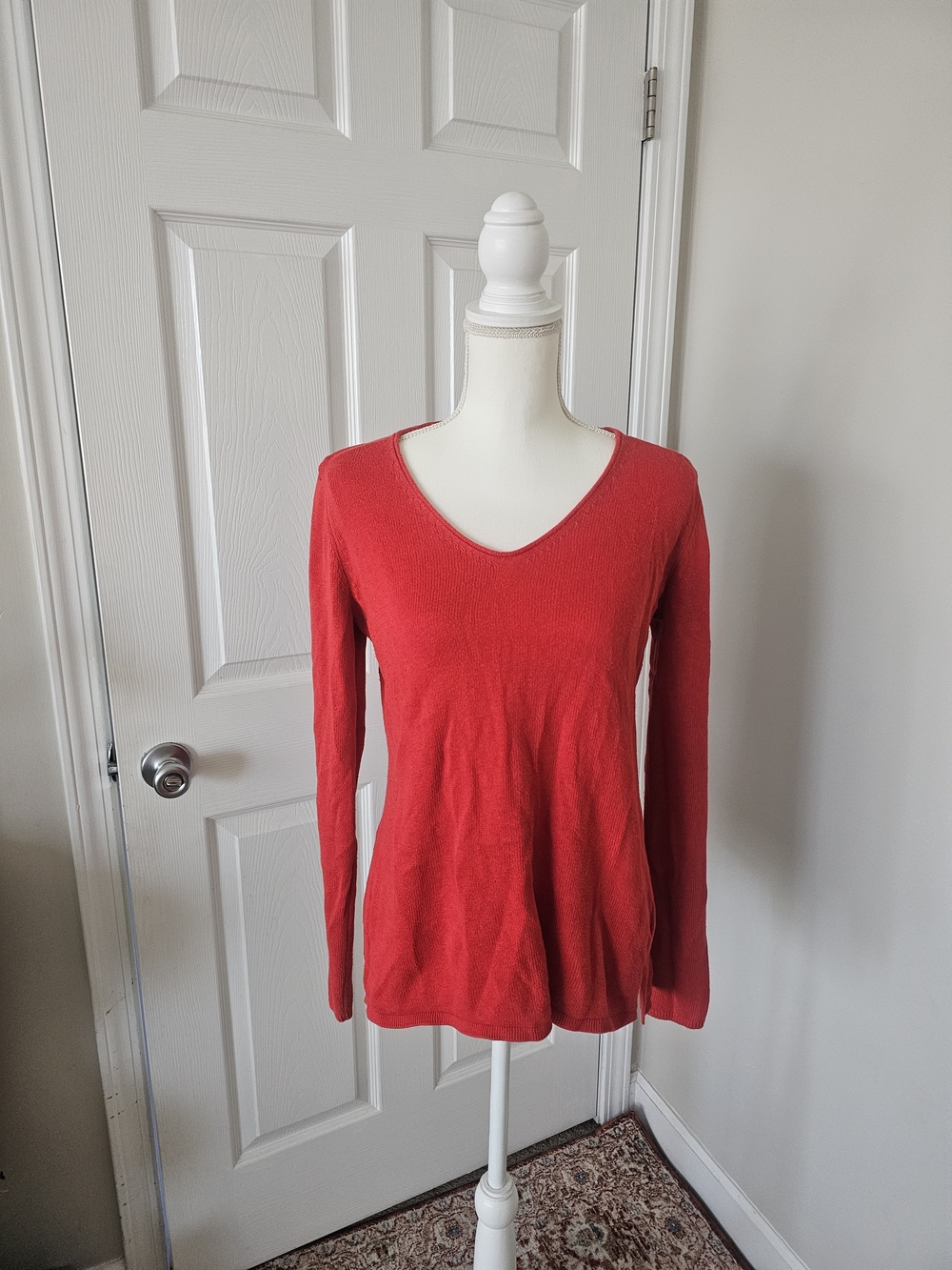 Women’s Red V-Neck Long Sleeve Sweater